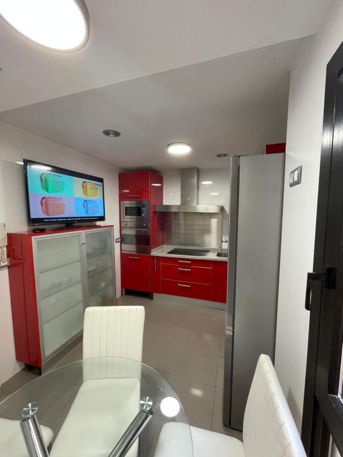 Moderno Apartamento Con Plaza De Garaje En Pleno Centro De Almería Kültér fotó