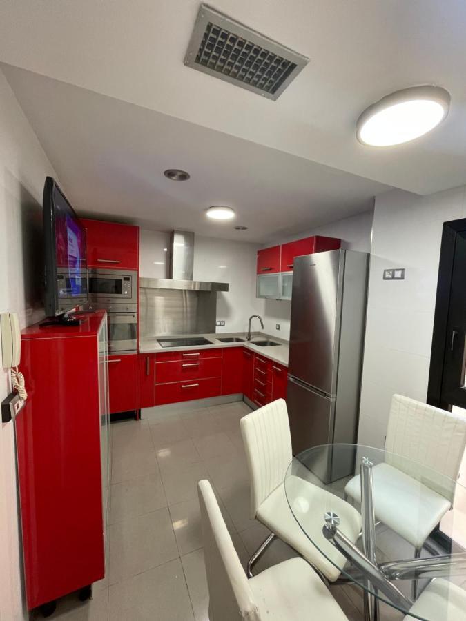 Moderno Apartamento Con Plaza De Garaje En Pleno Centro De Almería Kültér fotó